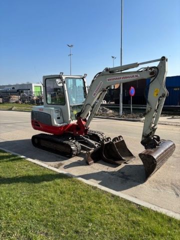 Takeuchi TB235 nr:9