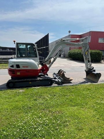 Takeuchi TB260 nr:13